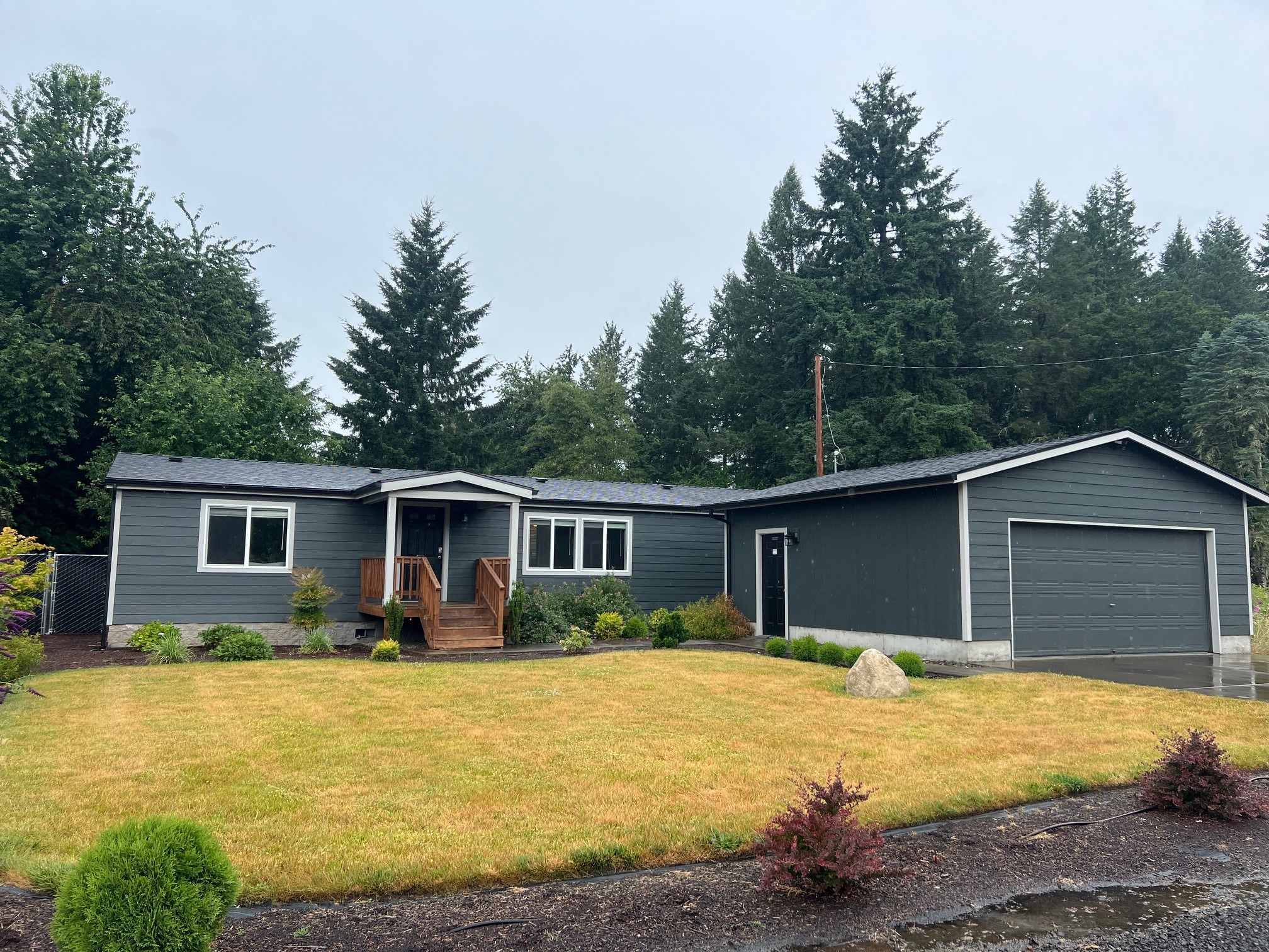 900 Northwest Peacock Lane